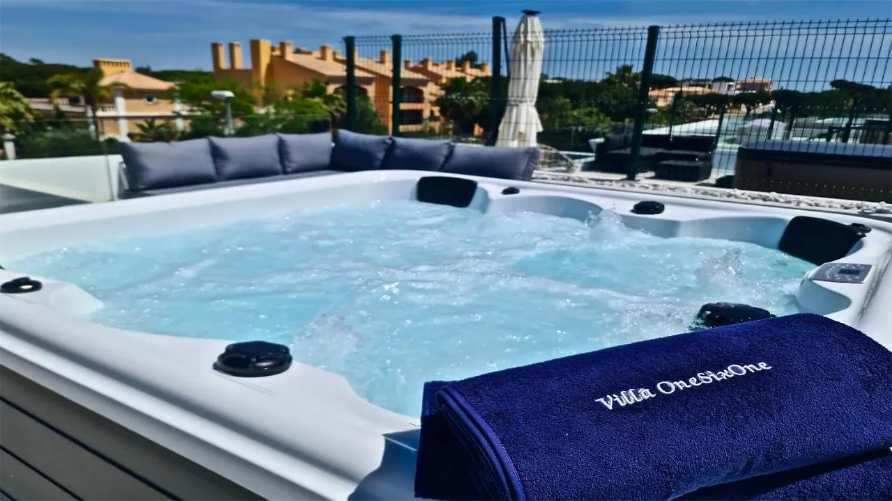Onesixone-Cleverdetails, Luxury Villa, Sleeps 8 Adults 2 Children, Private Pool And Jacuzzi Vilamoura 0*,