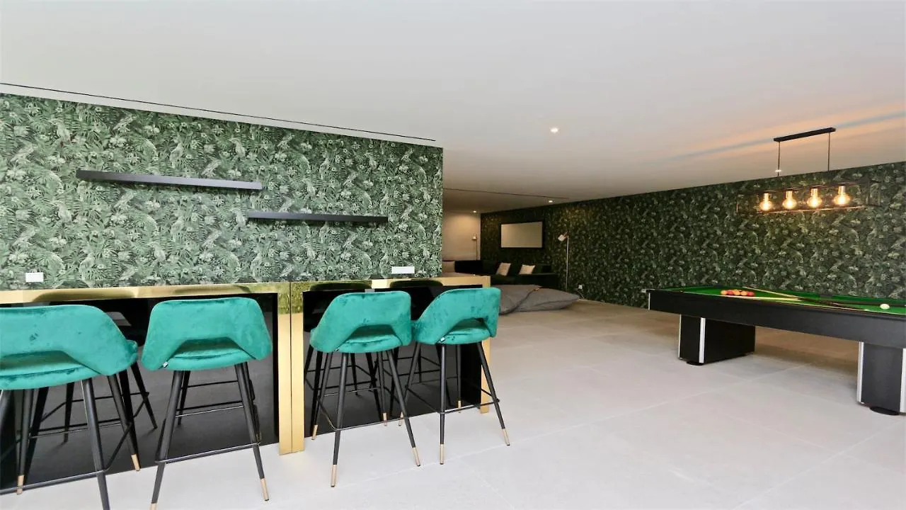 Vila Onesixone-Cleverdetails, Luxury Villa, Sleeps 8 Adults 2 Children, Private Pool And Jacuzzi Vilamoura Portugalsko