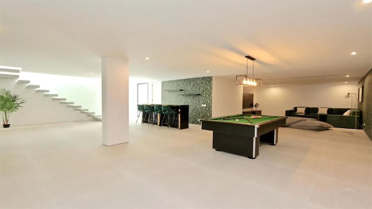 Onesixone-Cleverdetails, Luxury Villa, Sleeps 8 Adults 2 Children, Private Pool And Jacuzzi Vilamoura Portugalsko